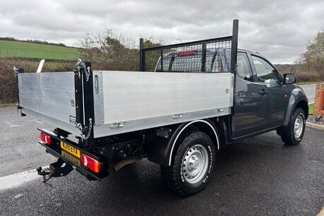 Isuzu D-Max ECB 1.9 TD Extra Cab Tipper 3