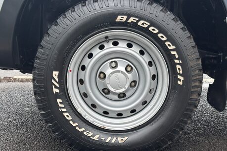 Isuzu D-Max ECB 1.9 TD Extra Cab Tipper 35