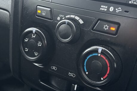 Isuzu D-Max ECB 1.9 TD Extra Cab Tipper 22