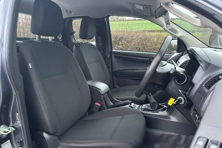 Isuzu D-Max ECB 1.9 TD Extra Cab Tipper 31