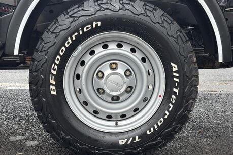 Isuzu D-Max ECB 1.9 TD Extra Cab Tipper 34