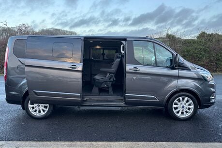 Ford Tourneo Custom 320 130 ps Titanium L2 9 Seater - Automatic 11