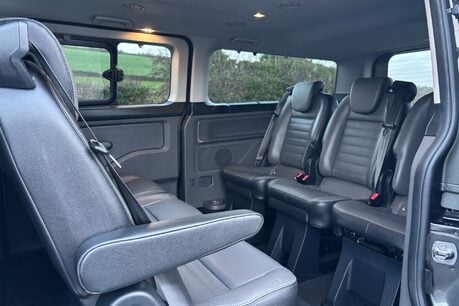 Ford Tourneo Custom 320 130 ps Titanium L2 9 Seater - Automatic 19