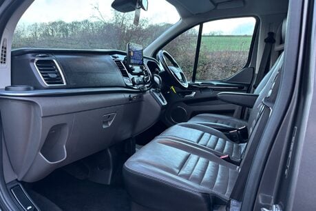 Ford Tourneo Custom 320 130 ps Titanium L2 9 Seater - Automatic 17
