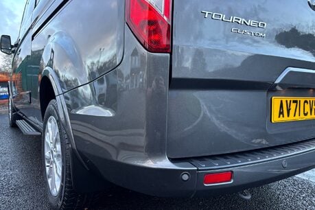 Ford Tourneo Custom 320 130 ps Titanium L2 9 Seater - Automatic 28