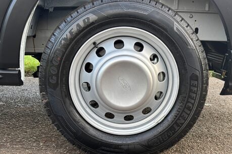 Ford Transit 350 Drw L3 Leader 130 ps Crew Cab Tipper - Air Con / Tow Axle 37