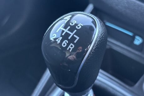 Ford Transit Courier Sport 1.0 Ecoboost - Sat Nav / Rear Camera 41