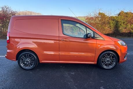 Ford Transit Courier Sport 1.0 Ecoboost - Sat Nav / Rear Camera 11