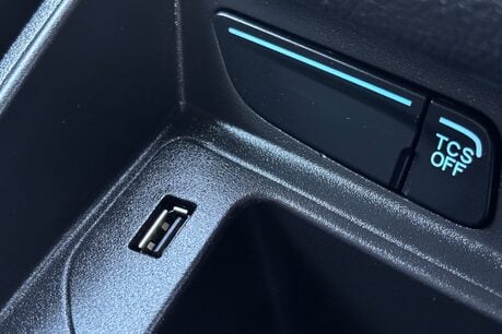 Ford Transit Courier Sport 1.0 Ecoboost - Sat Nav / Rear Camera 33