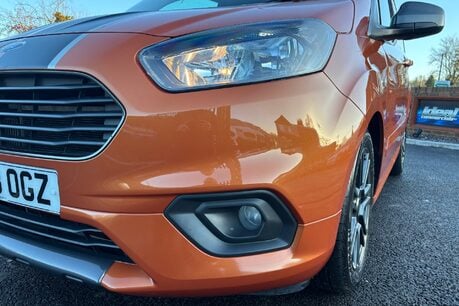 Ford Transit Courier Sport 1.0 Ecoboost - Sat Nav / Rear Camera 24
