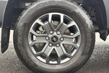Ford Ranger Wildtrak 4x4 240 ps V6 Double Cab Pickup - Electric Roller Shutter 37