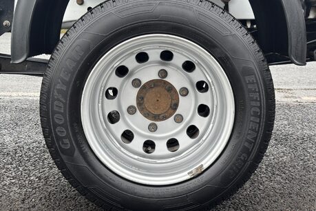 Ford Transit 350 Drw L2 130 ps Single Cab Tipper - Air Con / Tow Axle 32