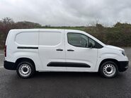 Vauxhall Combo L2H1 2300 Dynamic Panel Van 11