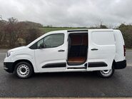 Vauxhall Combo L2H1 2300 Dynamic Panel Van 9