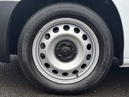 Vauxhall Combo L2H1 2300 Dynamic Panel Van 36