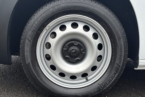 Vauxhall Combo L2H1 2300 Dynamic Panel Van 36