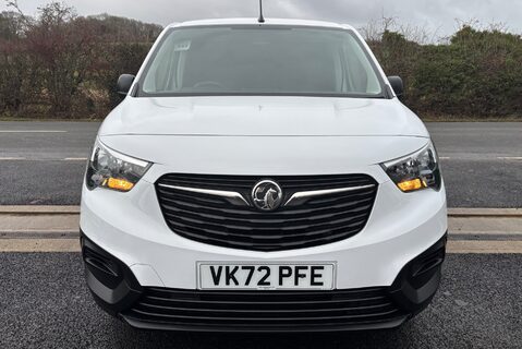 Vauxhall Combo L2H1 2300 Dynamic Panel Van 14