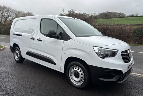 Vauxhall Combo L2H1 2300 Dynamic Panel Van 5