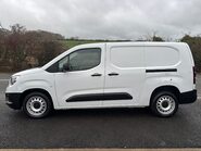 Vauxhall Combo L2H1 2300 Dynamic Panel Van 8