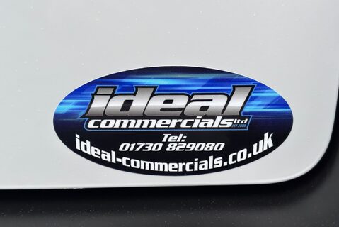 Vauxhall Combo L2H1 2300 Dynamic Panel Van 17