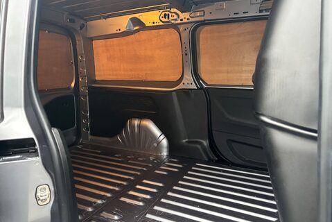 Peugeot Partner 102 ps BlueHdi Professional L2 13