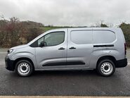 Peugeot Partner 102 ps BlueHdi Professional L2 8