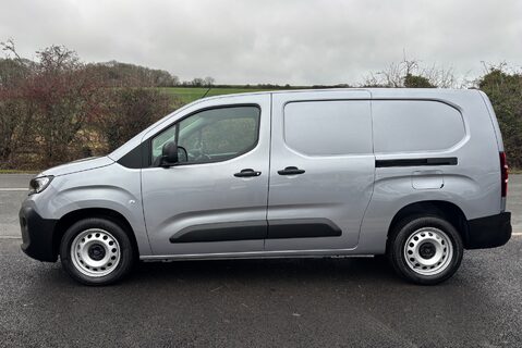 Peugeot Partner 102 ps BlueHdi Professional L2 8