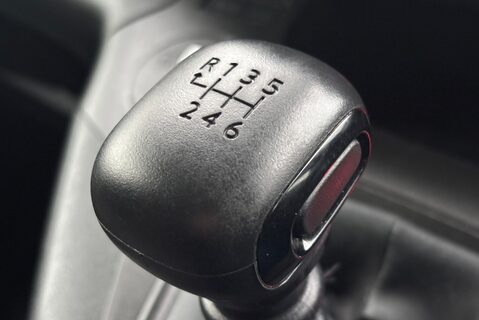 Peugeot Partner 102 ps BlueHdi Professional L2 45