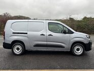 Peugeot Partner 102 ps BlueHdi Professional L2 11
