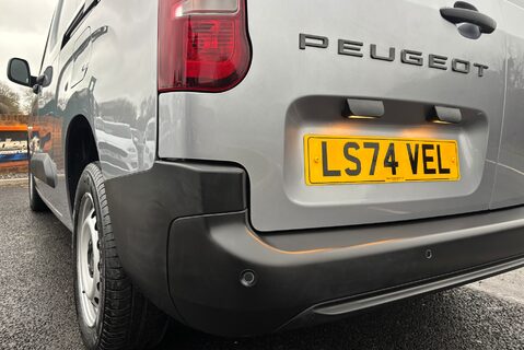 Peugeot Partner 102 ps BlueHdi Professional L2 28