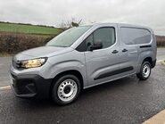 Peugeot Partner 102 ps BlueHdi Professional L2 1