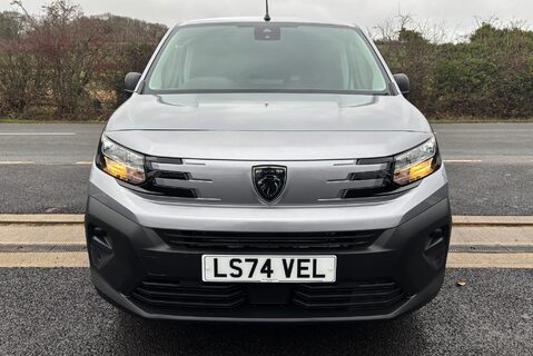 Peugeot Partner 102 ps BlueHdi Professional L2 14
