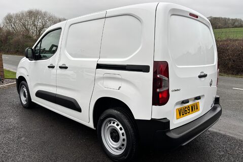 Vauxhall Combo L1H1 2000 Edition 102 ps 6