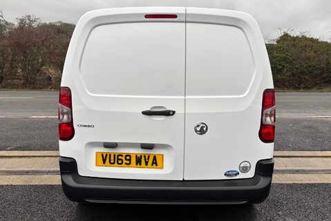 Vauxhall Combo L1H1 2000 Edition 102 ps 13