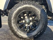 Land Rover Defender 90 TD Autobiography Station Wagon - 1/100 Made - LR Service History 35