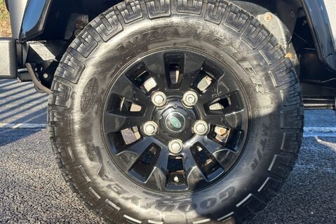 Land Rover Defender 90 TD Autobiography Station Wagon - 1/100 Made - LR Service History 38