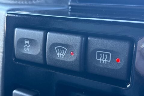 Land Rover Defender 90 TD Autobiography Station Wagon - 1/100 Made - LR Service History 34