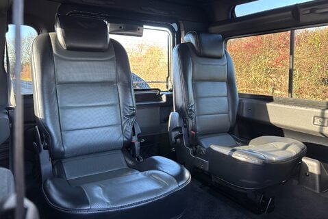 Land Rover Defender 90 TD Autobiography Station Wagon - 1/100 Made - LR Service History 20