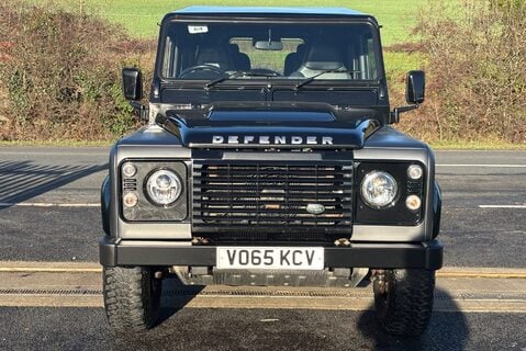 Land Rover Defender 90 TD Autobiography Station Wagon - 1/100 Made - LR Service History 9