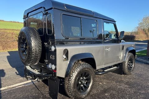 Land Rover Defender 90 TD Autobiography Station Wagon - 1/100 Made - LR Service History 2