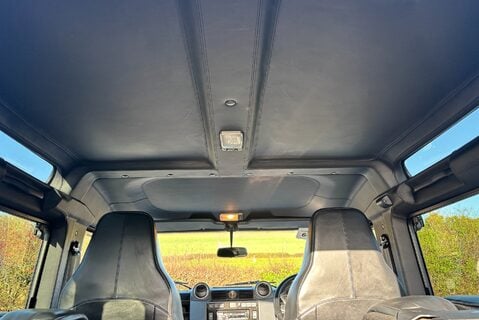 Land Rover Defender 90 TD Autobiography Station Wagon - 1/100 Made - LR Service History 13