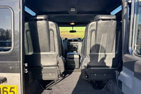 Land Rover Defender 90 TD Autobiography Station Wagon - 1/100 Made - LR Service History 11