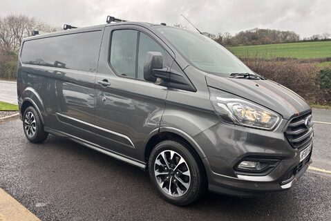 Ford Transit Custom 310 Sport 170 ps L2 Panel Van - Adaptive Cruise / 230v Invertor 5