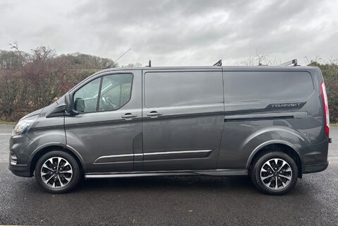 Ford Transit Custom 310 Sport 170 ps L2 Panel Van - Adaptive Cruise / 230v Invertor 7