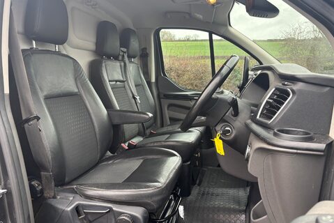 Ford Transit Custom 310 Sport 170 ps L2 Panel Van - Adaptive Cruise / 230v Invertor 15