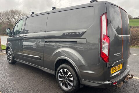 Ford Transit Custom 310 Sport 170 ps L2 Panel Van - Adaptive Cruise / 230v Invertor 6