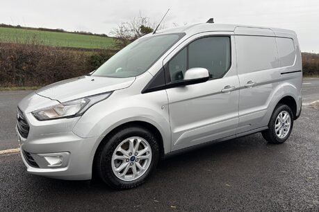 Ford Transit Connect 240 L1 Limited Panel Van - Rear Camera