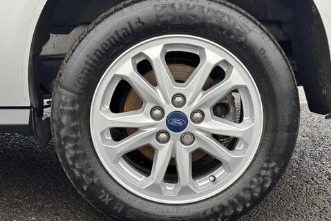 Ford Transit Connect 240 L1 Limited Panel Van - Rear Camera 27