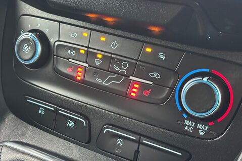 Ford Transit Connect 240 L1 Limited Panel Van - Rear Camera 18