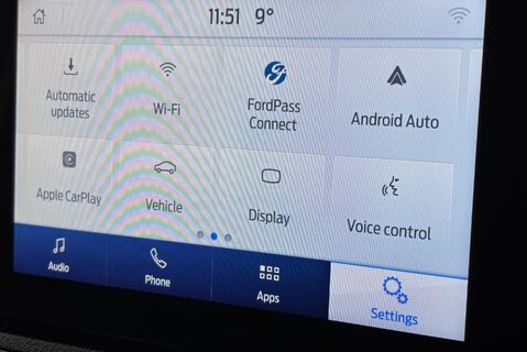 Ford Transit Connect 240 L1 Limited Panel Van - Rear Camera 25